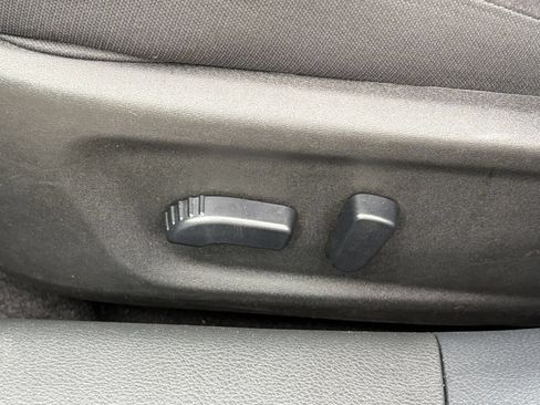 Used 2025 Nissan Altima 2.5 SV FWD image 22