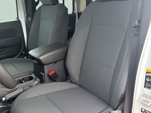 New 2026 Jeep Gladiator Sport image 23