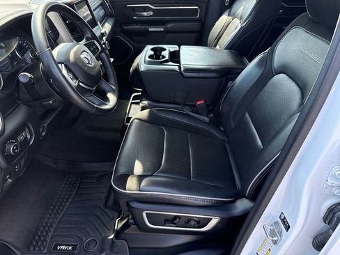 Used 2021 RAM 1500 Laramie AWD/4WD image 10