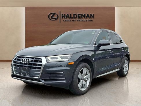 Used 2019 Audi Q5 2.0T Premium Plus w/ Premium Plus Package image 3