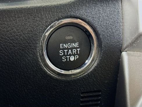 Used 2019 Toyota 4Runner Limited image 29