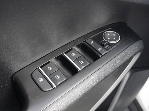 Used 2020 Kia Soul LX FWD image 29