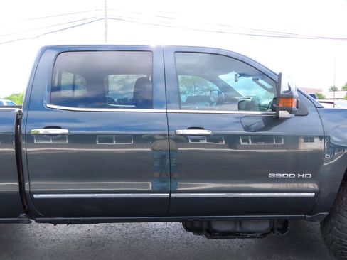 Used 2019 Chevrolet Silverado 3500 LTZ w/ Duramax Plus Package AWD/4WD image 24