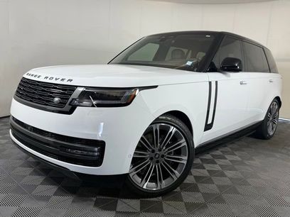 New 2025 Land Rover Range Rover Long Wheelbase SE