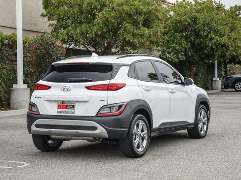 Used 2023 Hyundai Kona SEL w/ Cargo Package AWD/4WD image 8