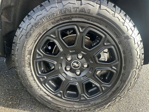 Used 2025 Ford Bronco Sport Badlands w/ Badlands Tech Package image 12