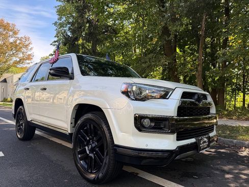 Used 2019 Toyota 4Runner Limited image 4