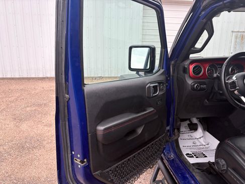 Used 2020 Jeep Wrangler Unlimited Rubicon w/ Cold Weather Group image 23