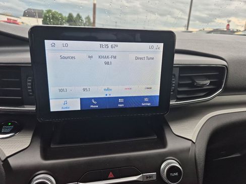 Used 2020 Ford Explorer XLT w/ Equipment Group 202A AWD/4WD image 21