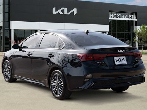 Certified 2024 Kia Forte GT-Line image 5