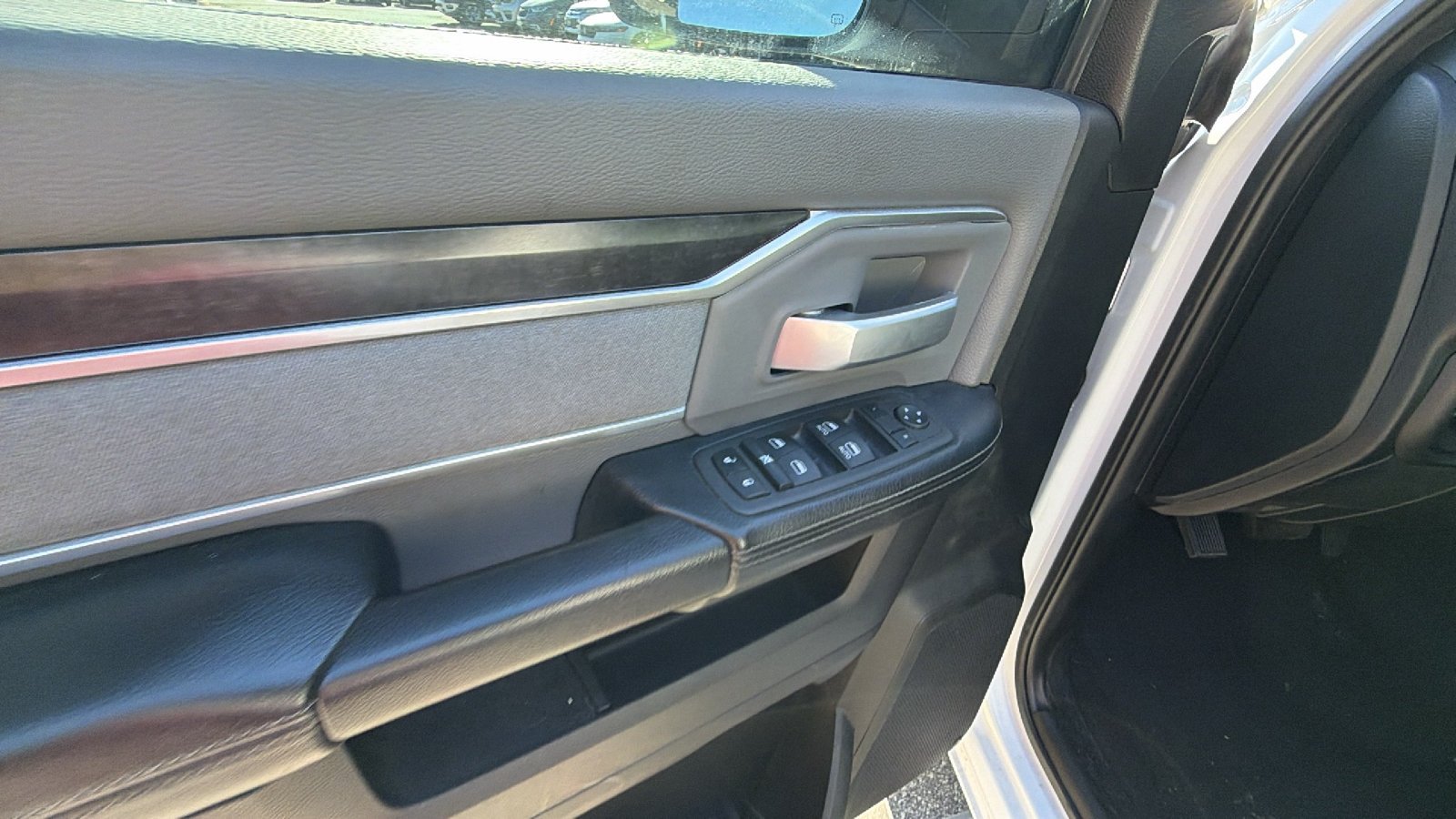 Used 2022 RAM 2500 Big Horn AWD/4WD image 14