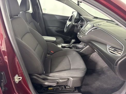 Used 2016 Chevrolet Malibu LT image 14