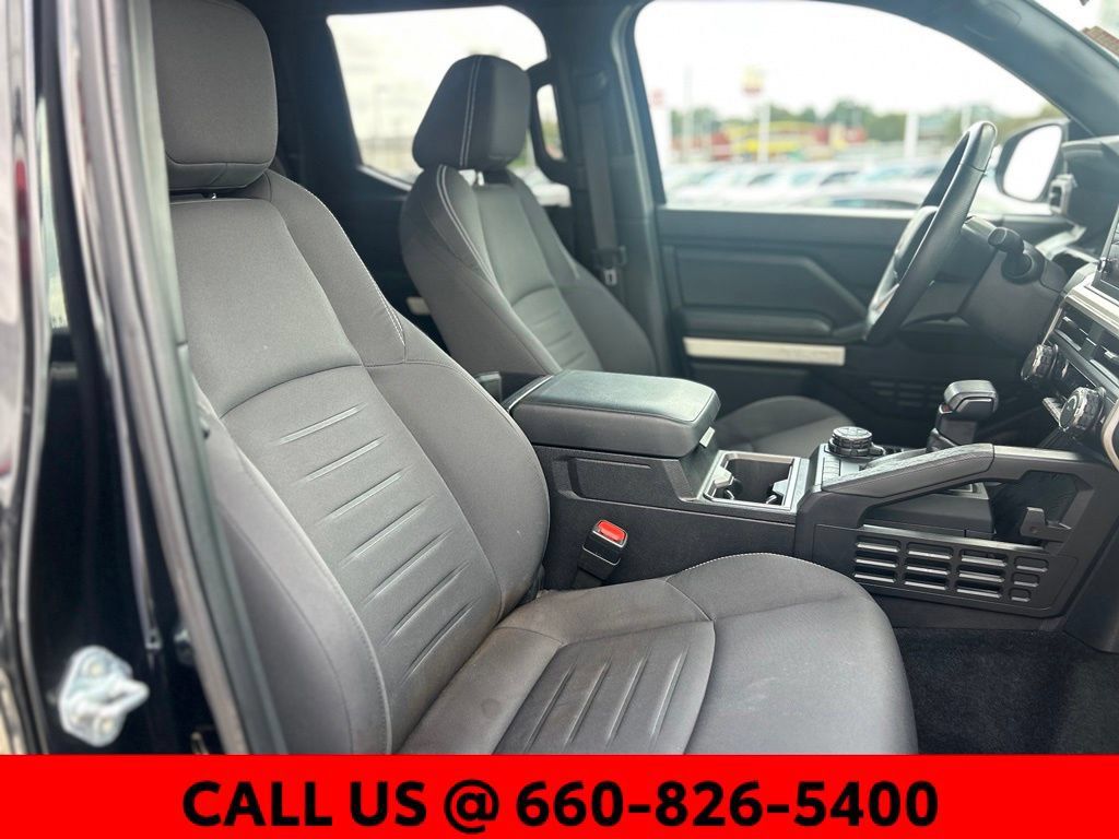 Used 2024 Toyota Tacoma TRD Off-Road AWD/4WD image 6