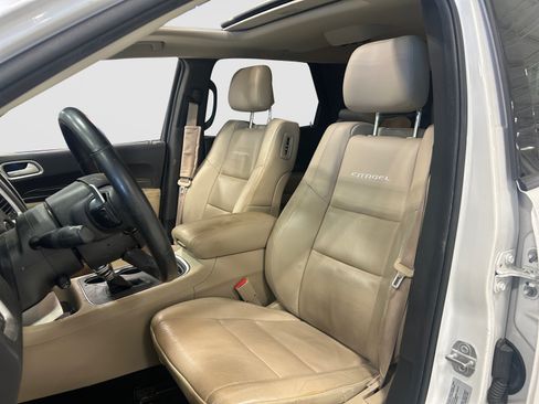 Used 2018 Dodge Durango Citadel w/ Technology Group RWD image 12