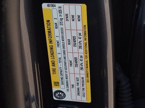 Used 2022 Tesla Model Y Long Range image 27