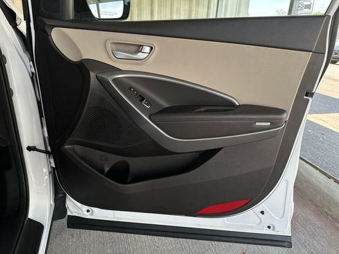 Used 2018 Hyundai Santa Fe Sport image 34