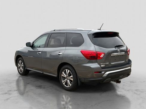 Used 2018 Nissan Pathfinder S image 5