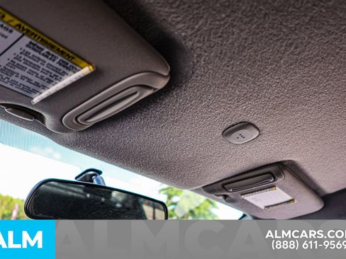 Used 2017 Nissan Versa S Plus image 43