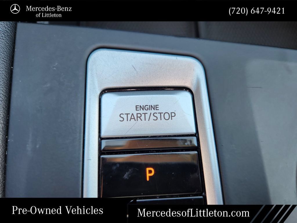 Used 2024 Volkswagen Atlas SE AWD/4WD image 20