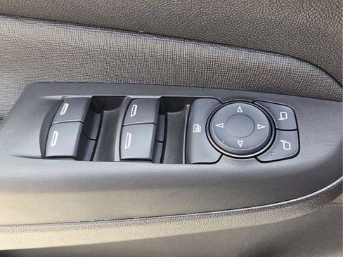 Used 2025 Buick Envista Avenir FWD image 24