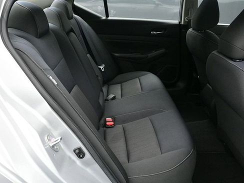 Used 2021 Nissan Altima 2.5 S image 11