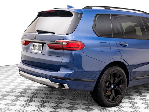Used 2022 BMW X7 xDrive40i w/ Executive Package image 39