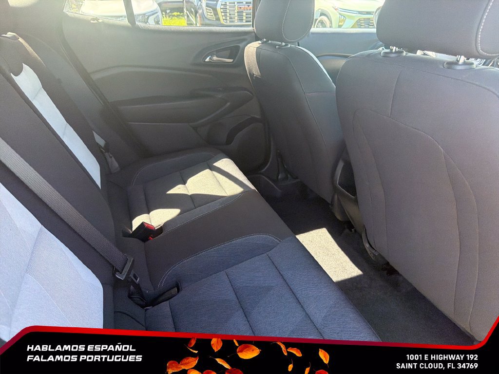 Used 2024 Chevrolet Trax RS FWD image 30