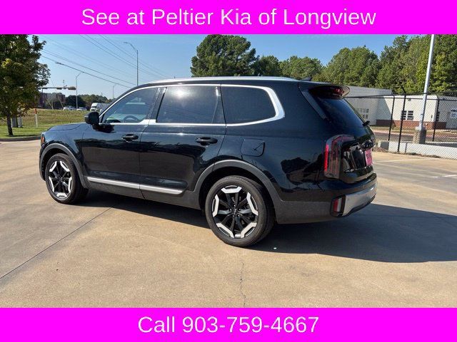Used 2023 Kia Telluride EX w/ EX Captain's Chair Package FWD image 15