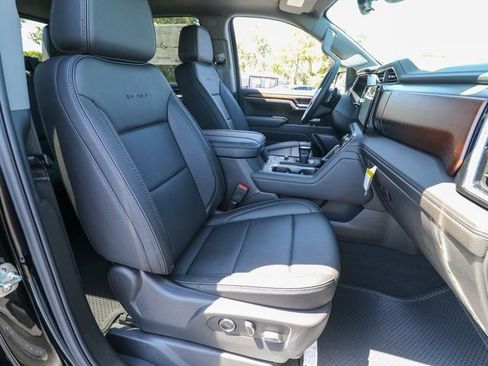 New 2025 GMC Sierra 1500 Denali w/ Denali Reserve Package image 25