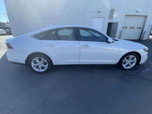 Used 2024 Honda Accord LX image 11