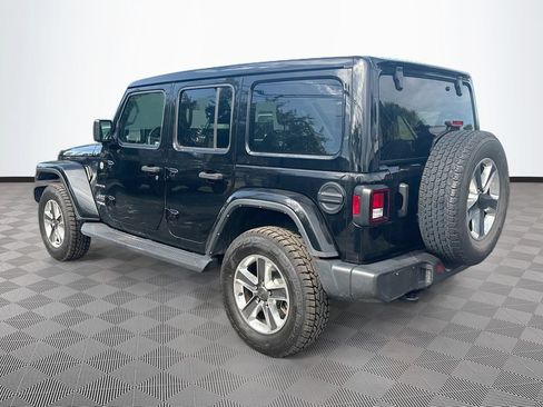 Certified 2022 Jeep Wrangler Unlimited Sahara w/ Cold Weather Group AWD/4WD image 8