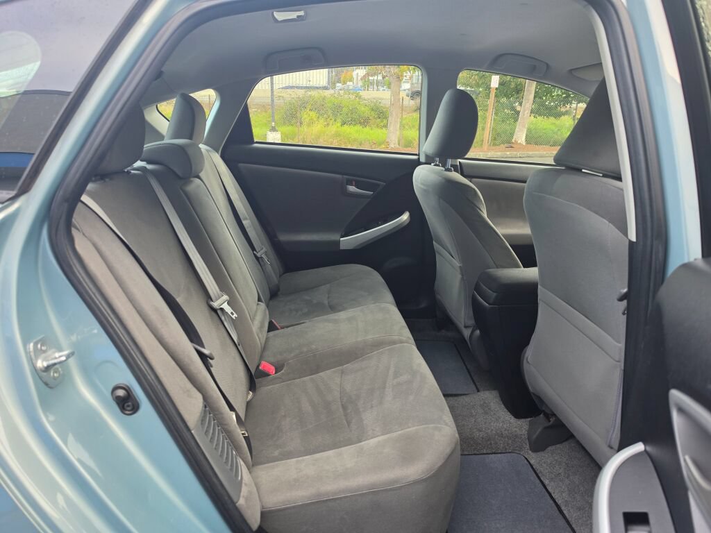 Used 2013 Toyota Prius Three FWD image 9