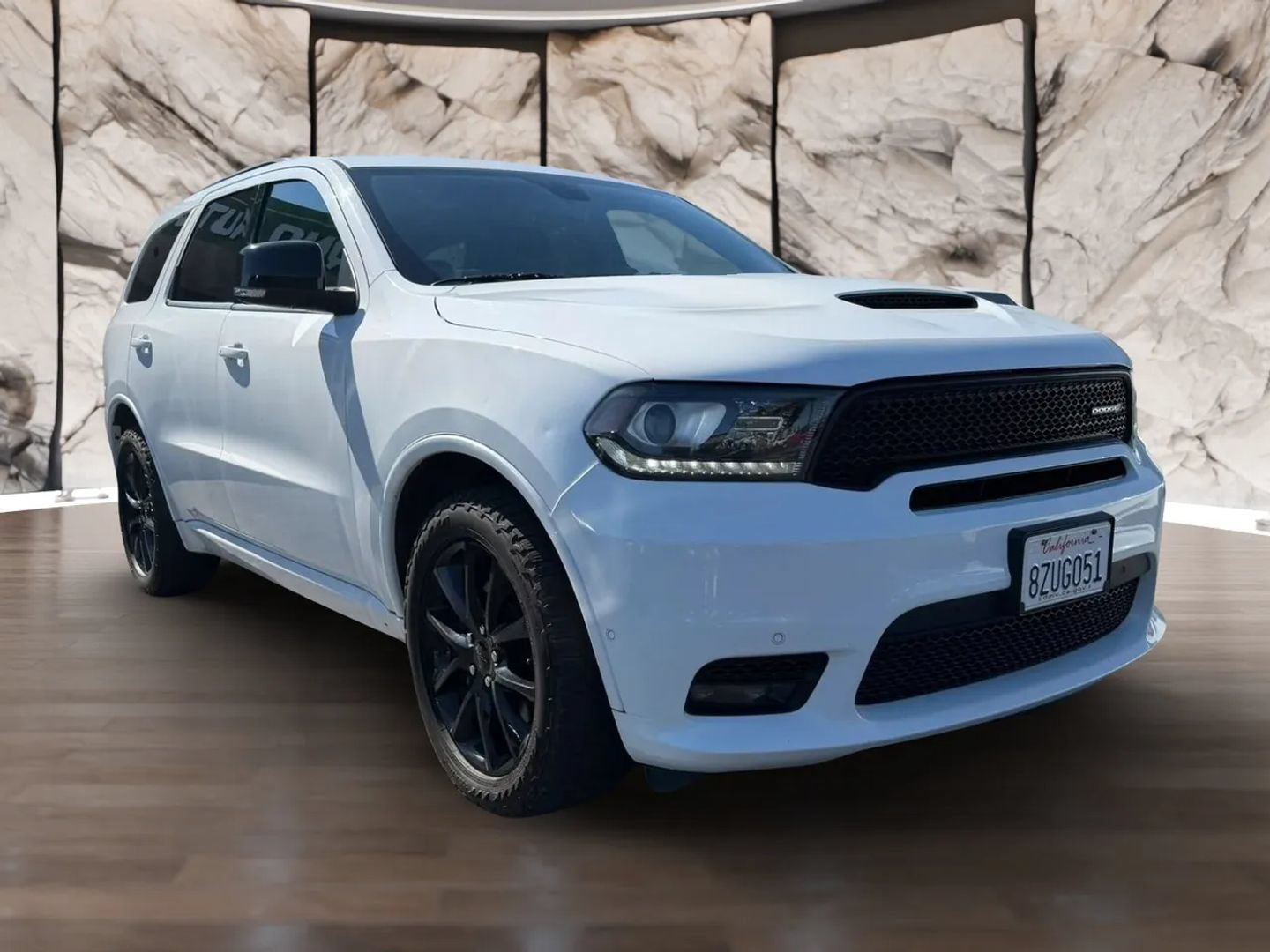 Used 2018 Dodge Durango R/T w/ Blacktop Package RWD image 3