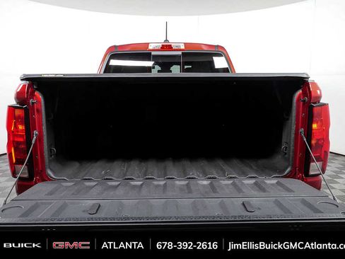 Used 2023 Chevrolet Colorado Trail Boss w/ Technology Package image 28