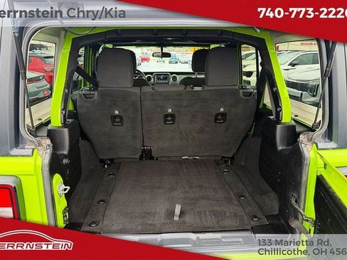 Used 2021 Jeep Wrangler Unlimited Sahara AWD/4WD image 22