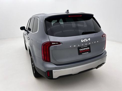 Used 2025 Kia Telluride S AWD/4WD image 8