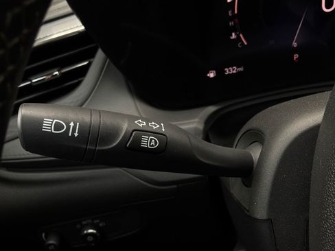 Used 2025 Buick Encore GX Preferred FWD image 34