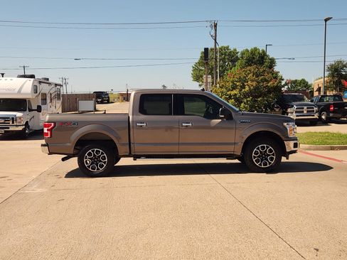 Used 2019 Ford F150 XLT w/ Equipment Group 302A Luxury AWD/4WD image 7