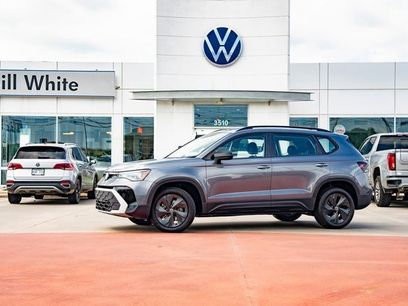 New 2025 Volkswagen Taos S