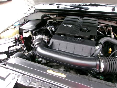 Used 2021 Nissan Frontier SV AWD/4WD image 16