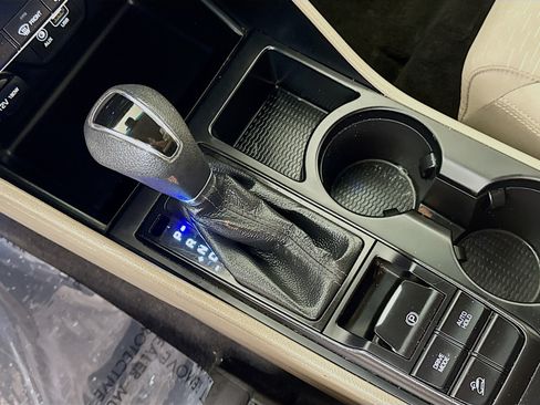 Used 2021 Hyundai Tucson SE image 20