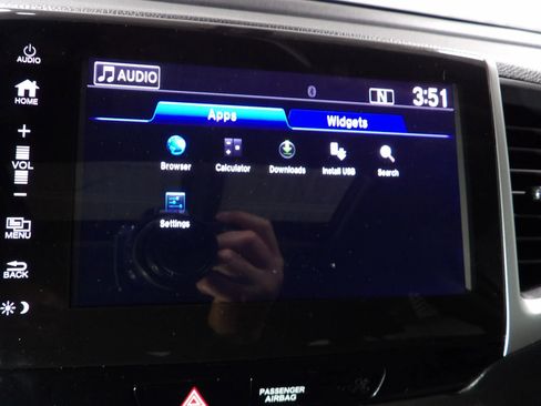 Used 2018 Honda Pilot EX-L image 25