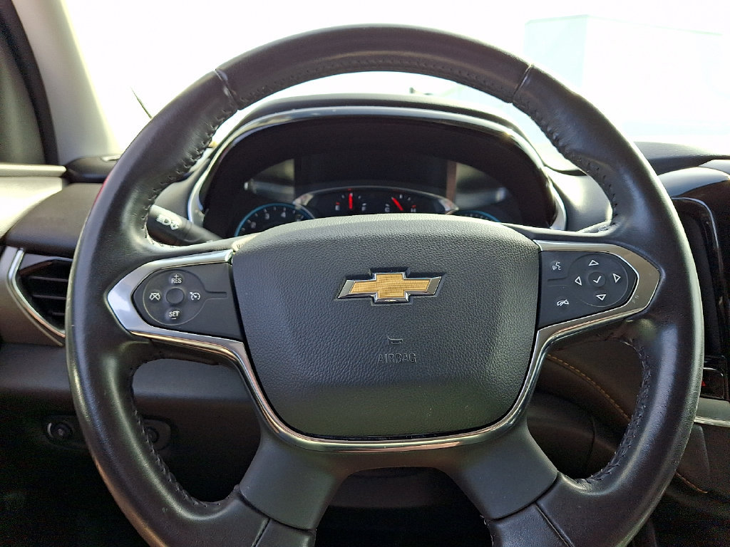 Used 2020 Chevrolet Traverse LT FWD image 18