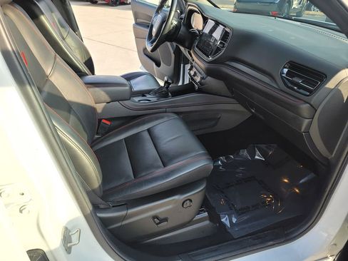 Used 2023 Dodge Durango GT RWD image 15