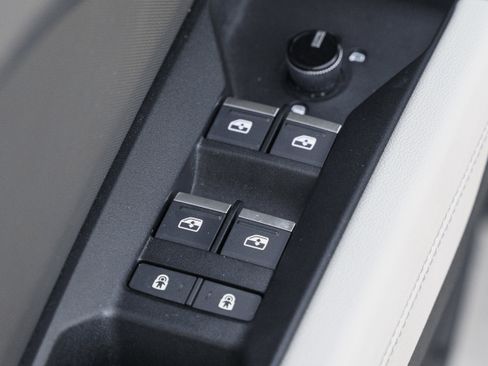 Used 2023 Audi Q4 e-tron Premium w/ 20" Wheel Package image 22