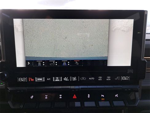 New 2025 GMC Hummer EV 2X w/ Extreme Off-Road Package image 38