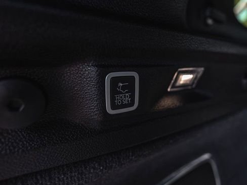 Used 2021 Jeep Grand Cherokee L Overland w/ Advanced Protech Group III image 32