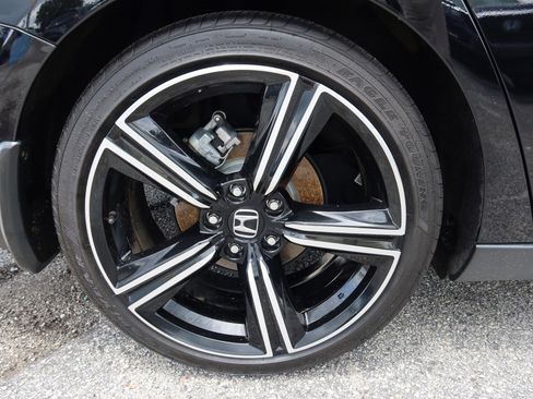 Used 2023 Honda Accord Sport image 10