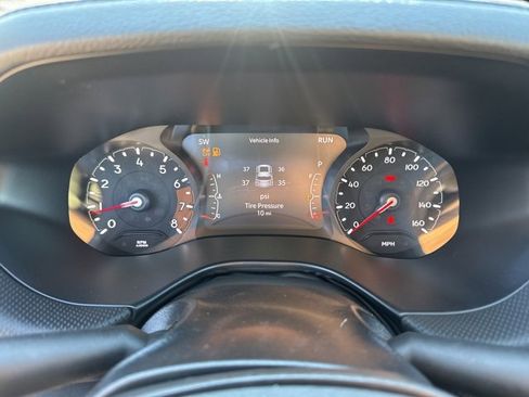 New 2026 Jeep Compass Latitude image 13