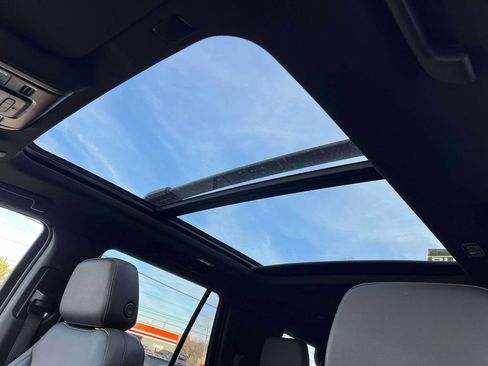 Used 2021 Chevrolet Tahoe Z71 image 38